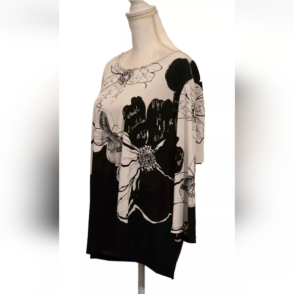 Chico's Knit Kit White Black Butterfly Floral Long Sleeve Top Sz 3 or L Gothic - Picture 5 of 14